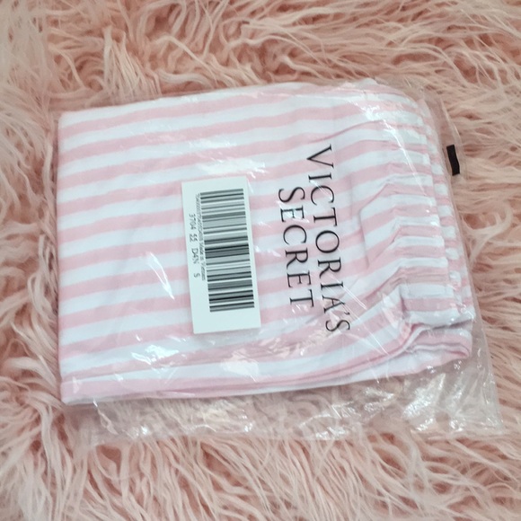 VS Flannel Joggers - Picture 5 of 5